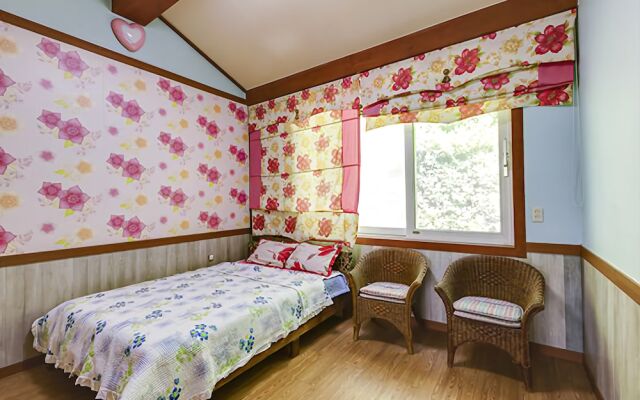 Namyangjuunder the Hill Pension