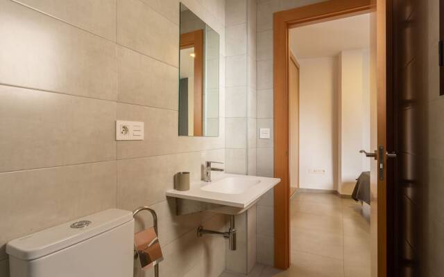 Simplistic Apartment in Granada near Generalife