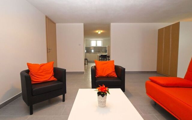 Apartments Dragica 927