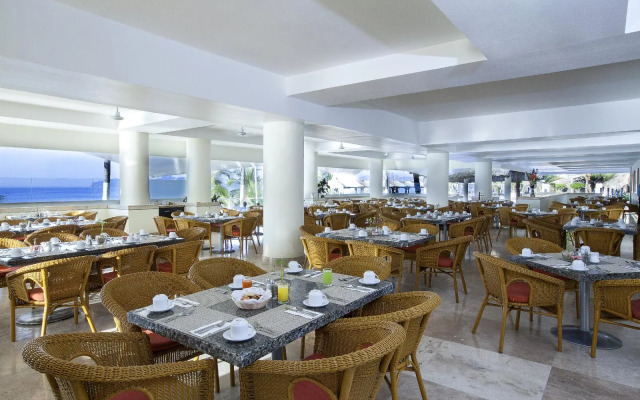Fiesta Americana  Acapulco Villas