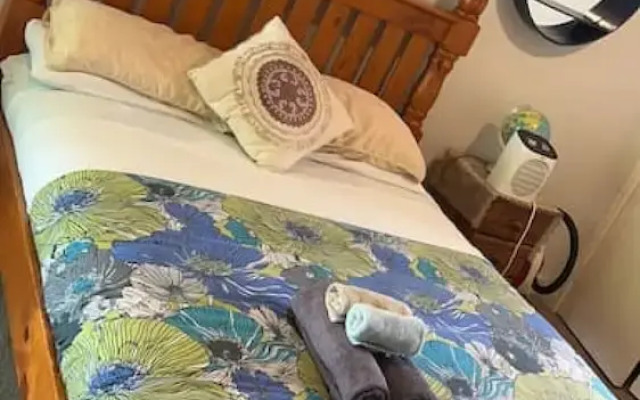 1 Beds including 1 Sofa Bed Studio