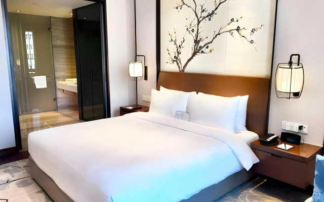 LJZ Supreme Tower Hotel