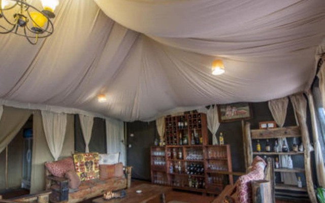 Acacia Migration Camp Ndutu