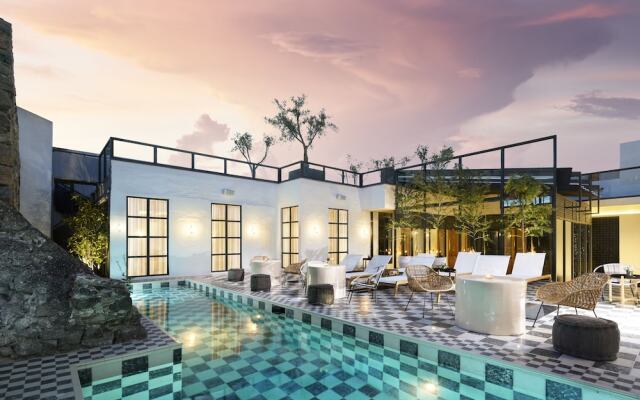 Doce18 Concept House