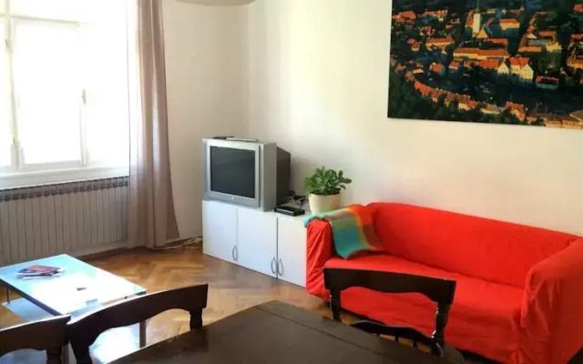 Apartmeant To Be