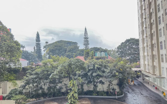 Spacious 2Br At Apartment Parahyangan Residence