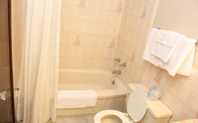 Wainfleet Motel & Restaurant