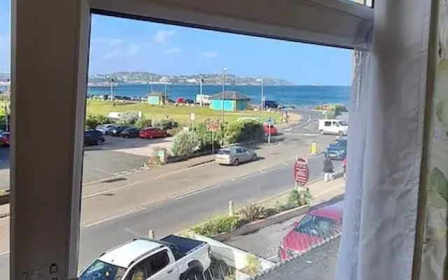 Torland Seafront Hotel