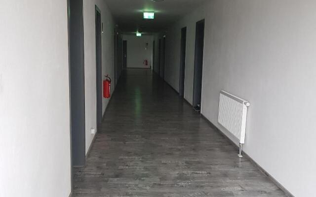 Sunnys Hotel & Residence