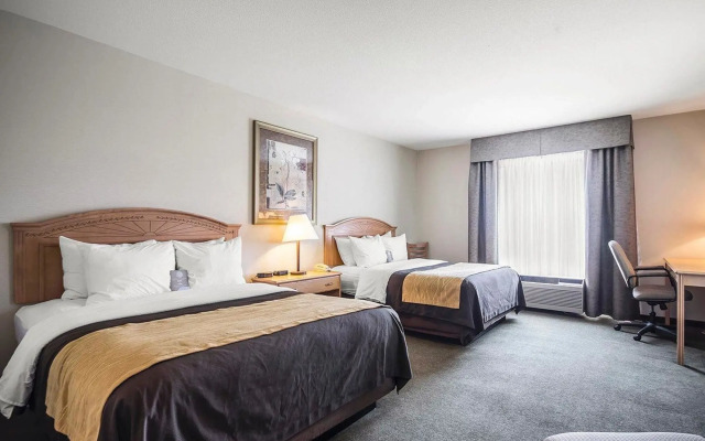 Holiday Inn Express Salmon Arm