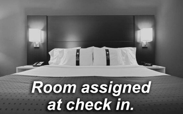 Holiday Inn Express by IHG