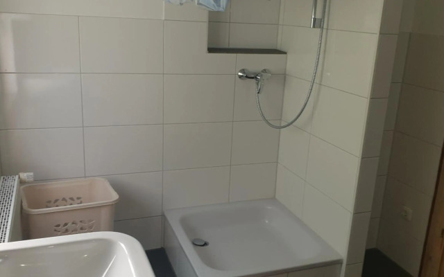 Private Unterkunft Askinartar