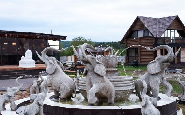 Peterhof Country Club