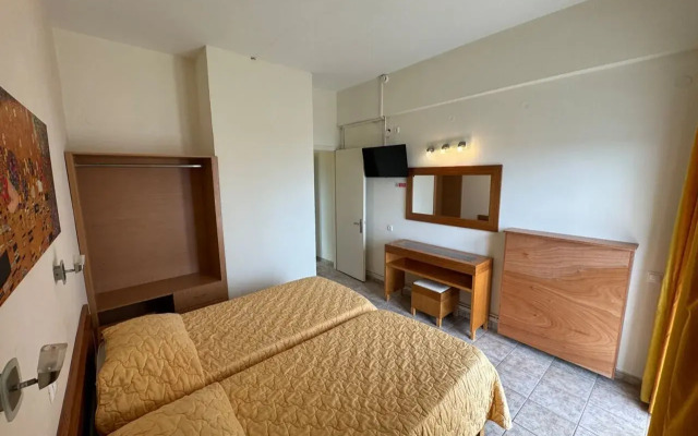 Ipsos Beach Hotel