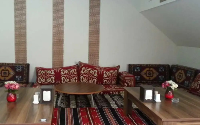 Work & Home Hotel Suites