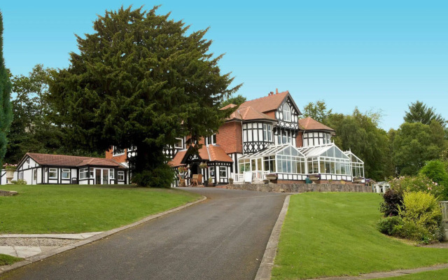 Lyons Woodlands Hall Hotel