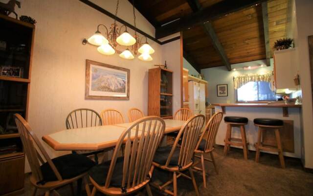 Mammoth S #201 4 Bedroom Condo