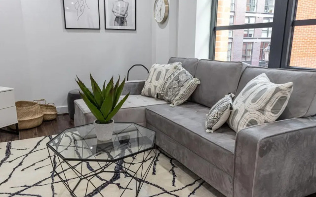 Luxury Interior Designed 2 BR - Jewellery Quarter