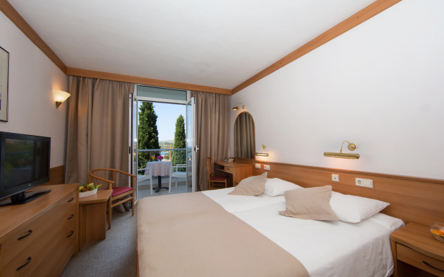 Maistra Select Astarea Hotel