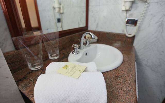 Hotel President