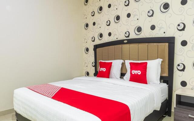 OYO 1977 Harvest Residence