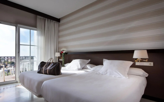 Hotel Abades Benacazón