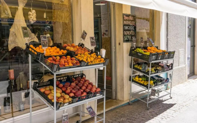 Lalitana Center Apartment