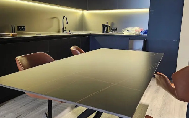 King David equipped luxury one bedroom10