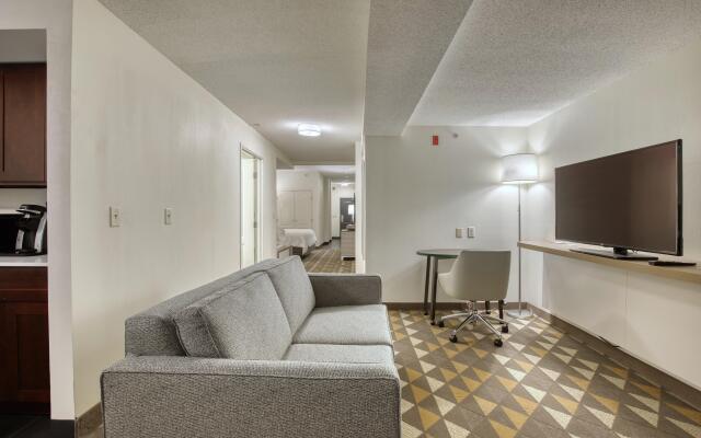 Holiday Inn Hotel & Suites Madison West - Middleton by IHG
