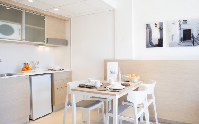 Aparthotel Acualandia
