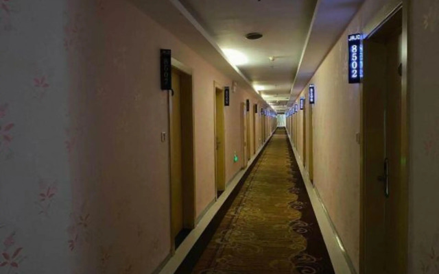 Qingzhu Changshu Xingzhidao Holiday Hotel