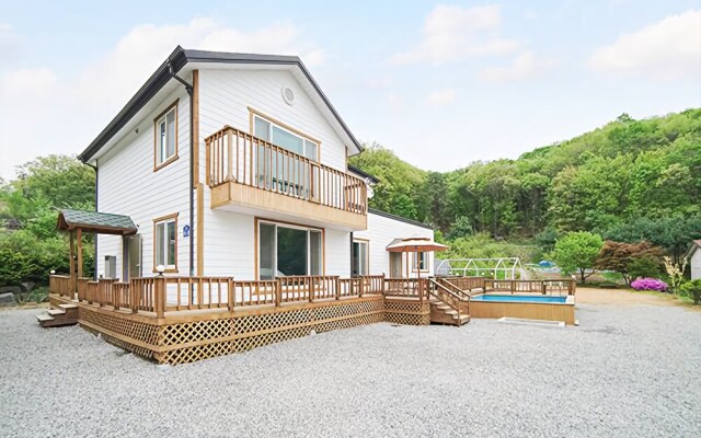 Yeoju Midmi Pension