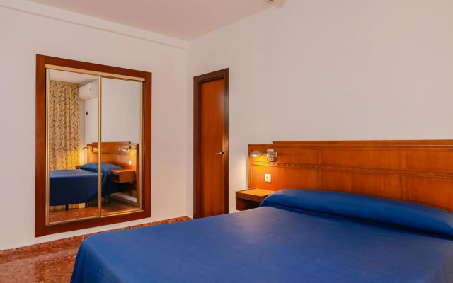 Port Europa Hotel