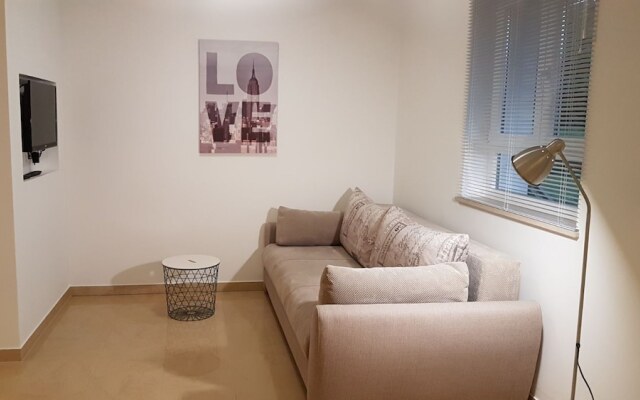 Studio Apartment Melanie