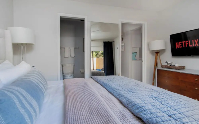 Quiet Convenient and Modern Haven