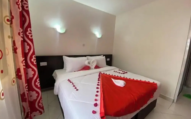 Kaputiei Safariland Hotel