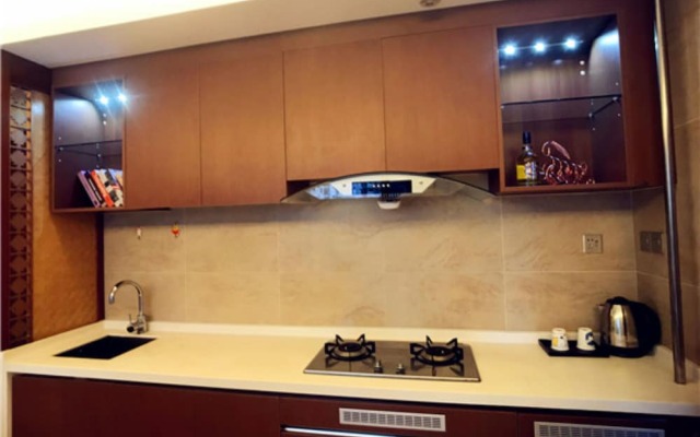 Sanya Linglong Lulushun Hotel