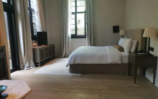 SUNYATA Resort Hotel