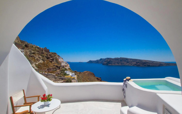 Oia Mare Villas