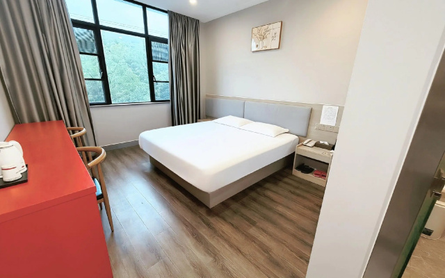 Shell Shanghai Jiading District Yumin Road Hotel – Guest Rooms – Shanghai