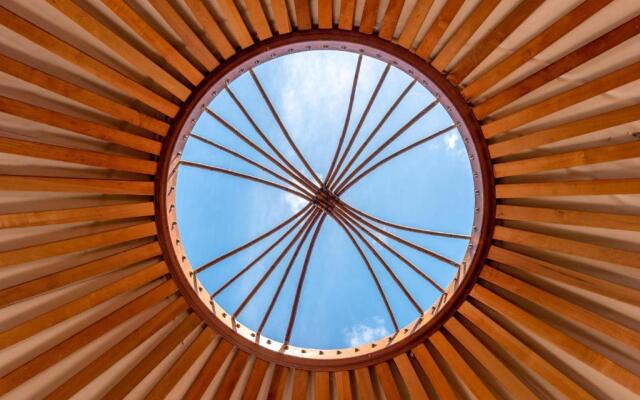 Awaawa Yurts Rangi Yurt