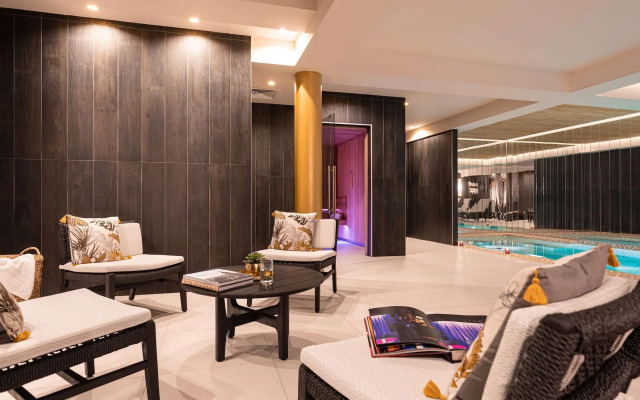 Hotel Yac Paris Clichy, A Member Of Radisson Individuals
