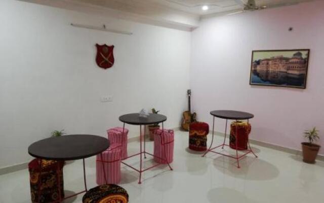 Om Trance Hostel