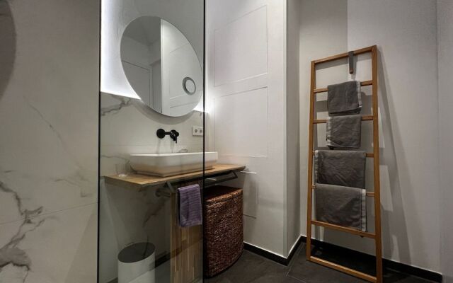 New Exclusive 2 Bedroom Apartment Hamburg