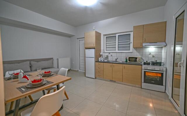 A & G Apartments