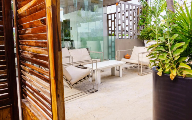Be Playa Hotel Boutique & Rooftop Bar