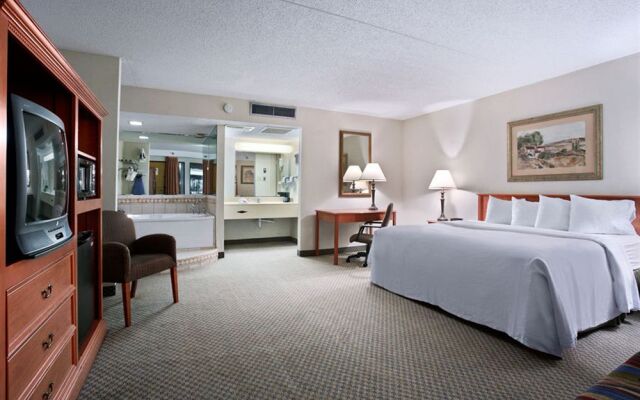 Salina Ambassador Hotel and Conference Center