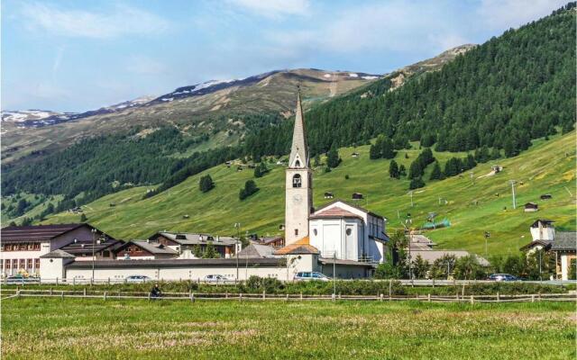 Nice apartment in Livigno with 2 Bedrooms and WiFi