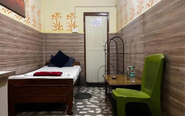 Hotel Raj