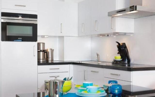 S22_57 Saltwater Suite